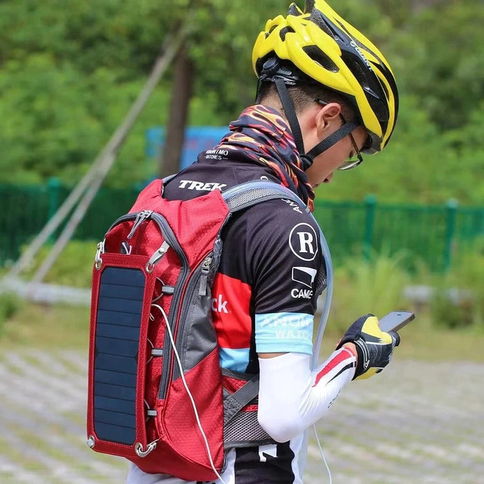 Vandrer rygsæk med solpanel