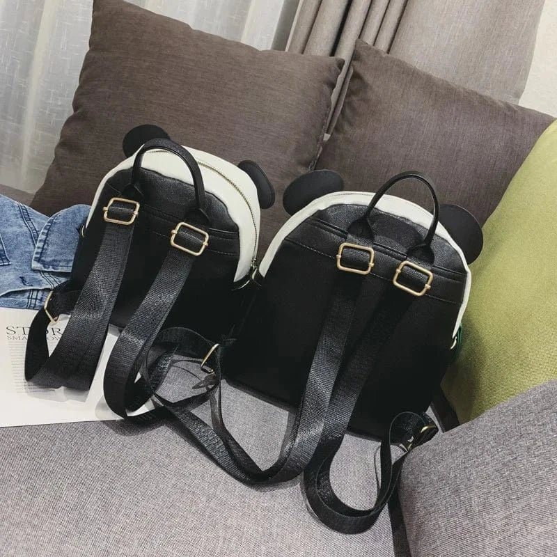 Lille børne rygsæk formet som en panda