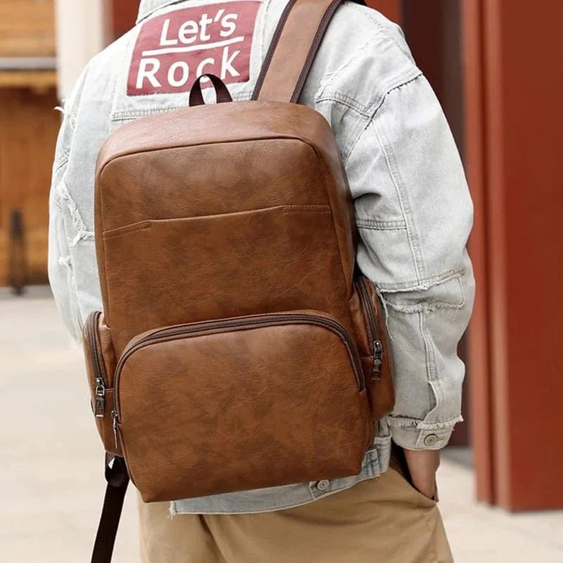 Minimalistisk rygsæk i læder til mænd